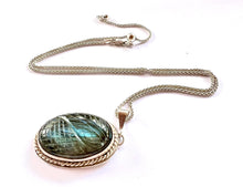 Load image into Gallery viewer, Grand Labradorite Necklace
