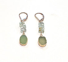 Load image into Gallery viewer, Gold and Aquamarine Drop Earrings
